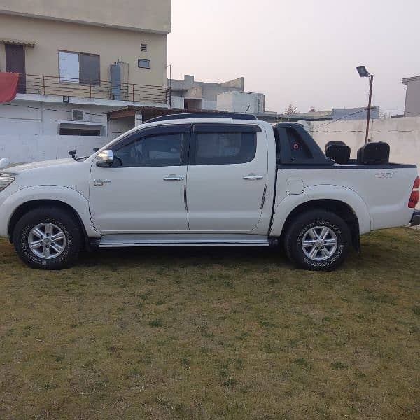 Toyota Hilux 2016 12