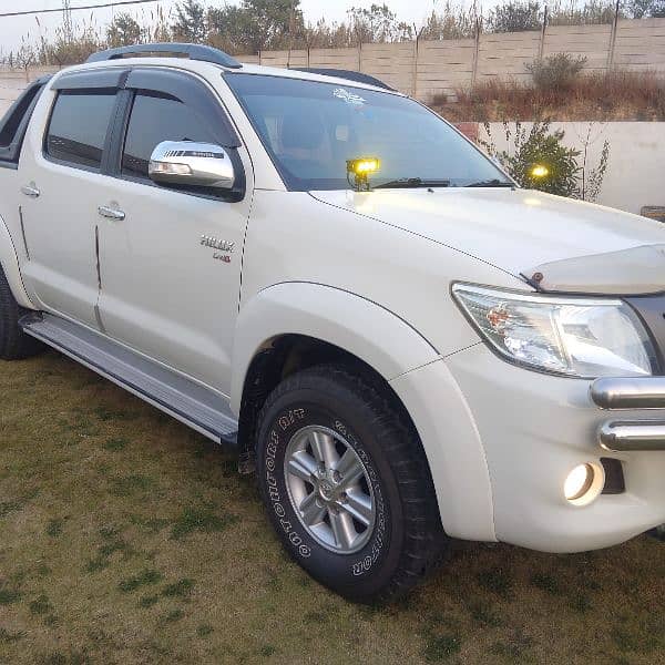 Toyota Hilux 2016 13