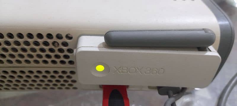 xbox 360 fat jasper model  exchange possible with anything 2