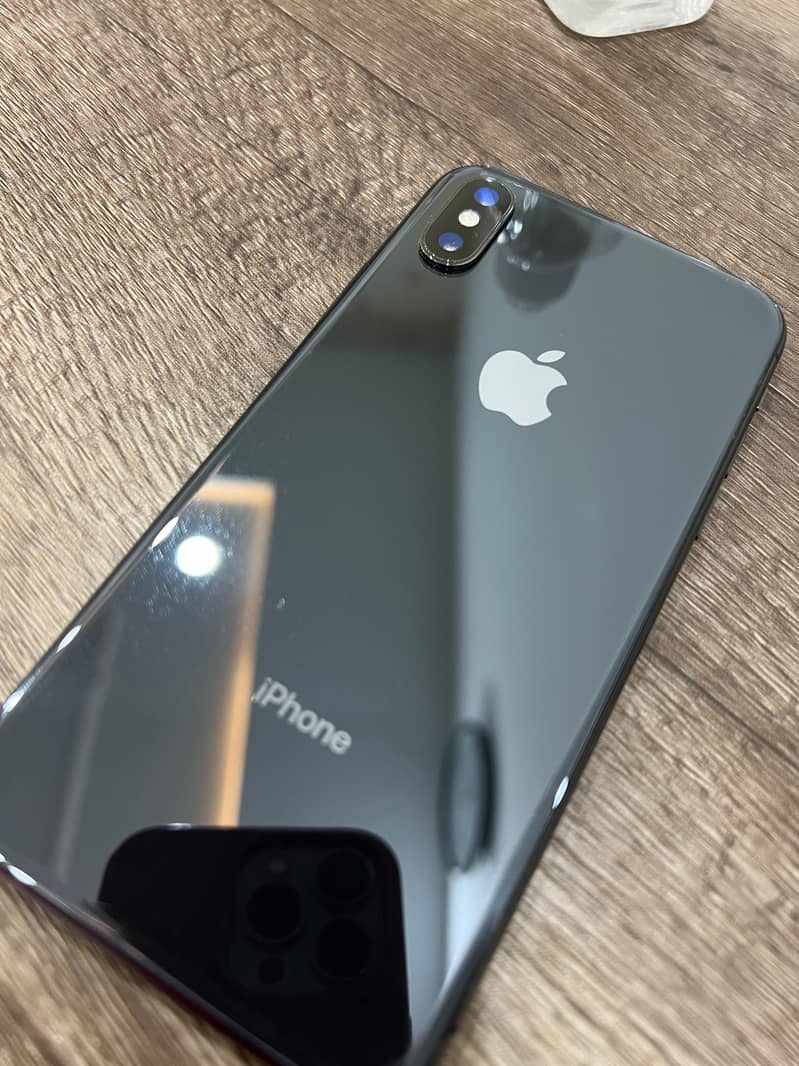 Apple iPhone X 2