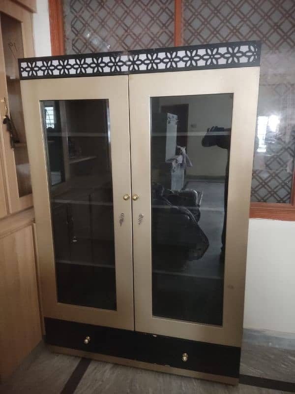 furniture showcase for urgent sale 0