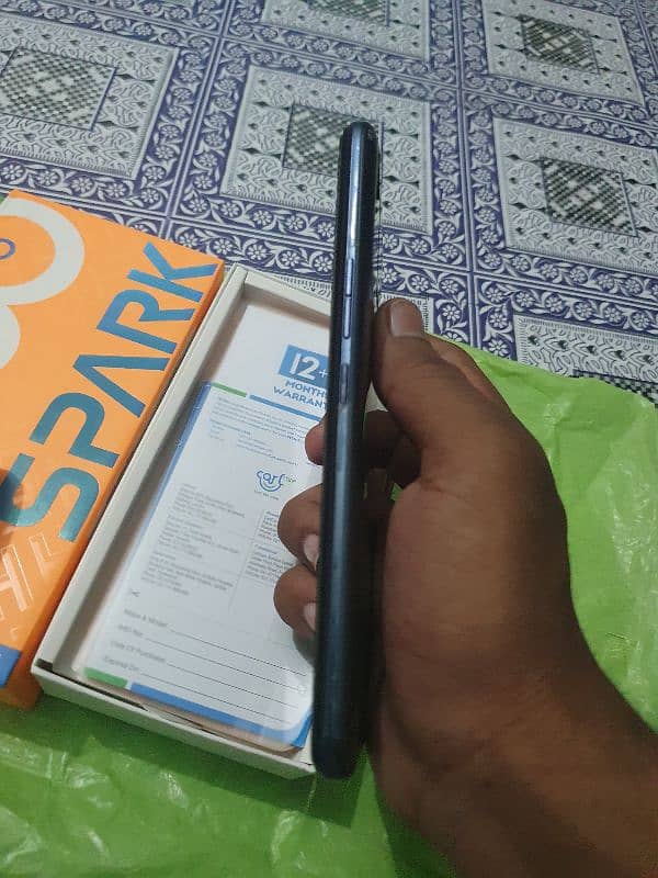 tecno spark 8C 3