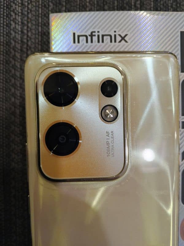 Infinix Zero 30  8/256 GB 9