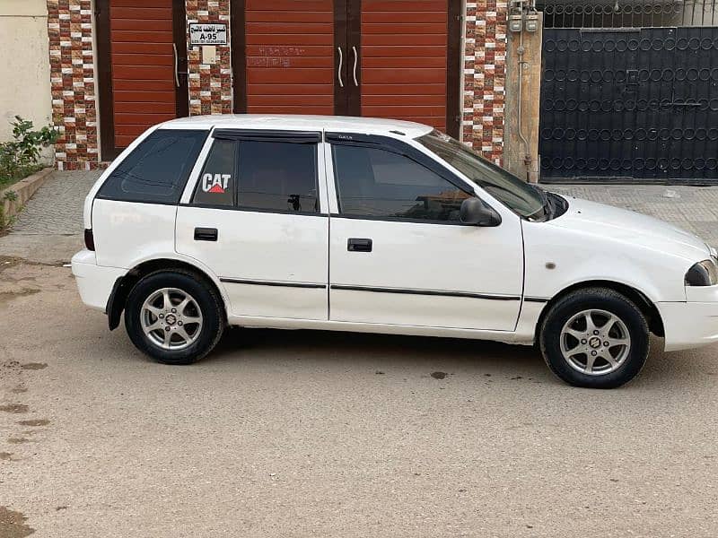 Suzuki Cultus VXL 2006 0/3/1/8/0/2/0/2/8/4/2/ 12