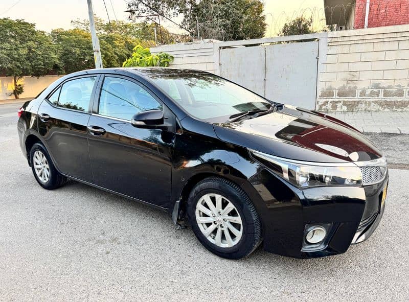 Toyota Corolla GLI 2017 Automatic 1.3 Original 2