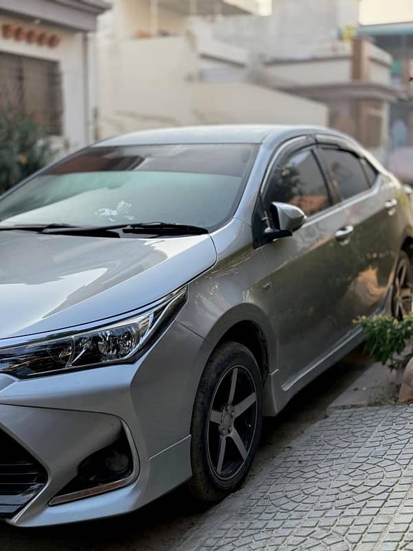 Toyota Corolla GLI 2015 1