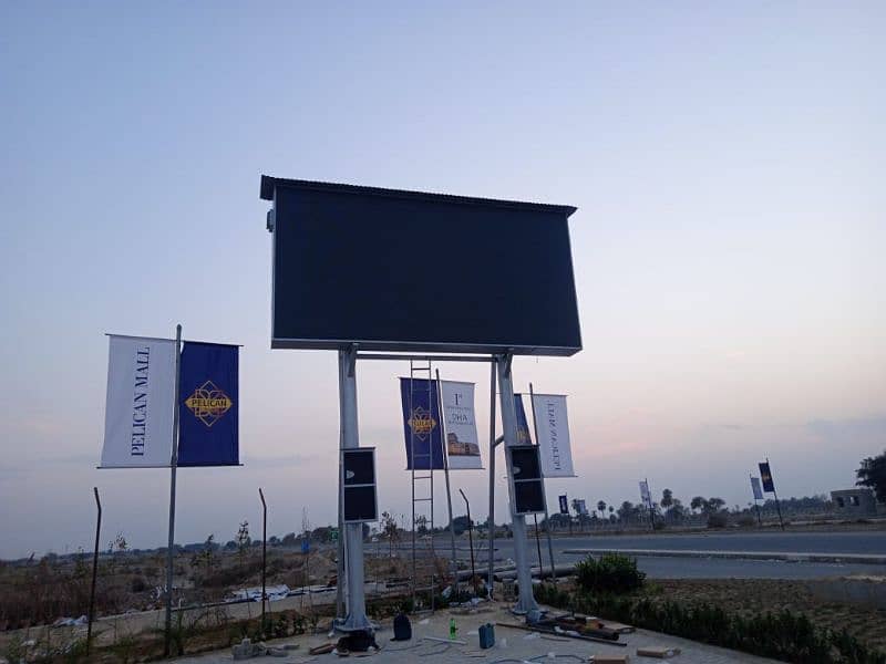 SMD SCREEN/LED SCREEN/ POLE STREAMERS SMD SCREEN 8