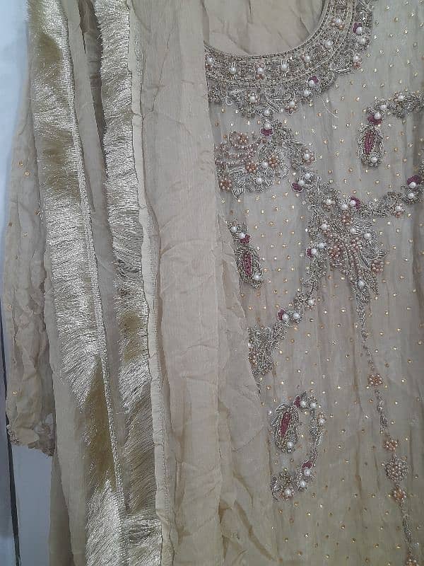 heavy shirt with beautifull work in larg size 1