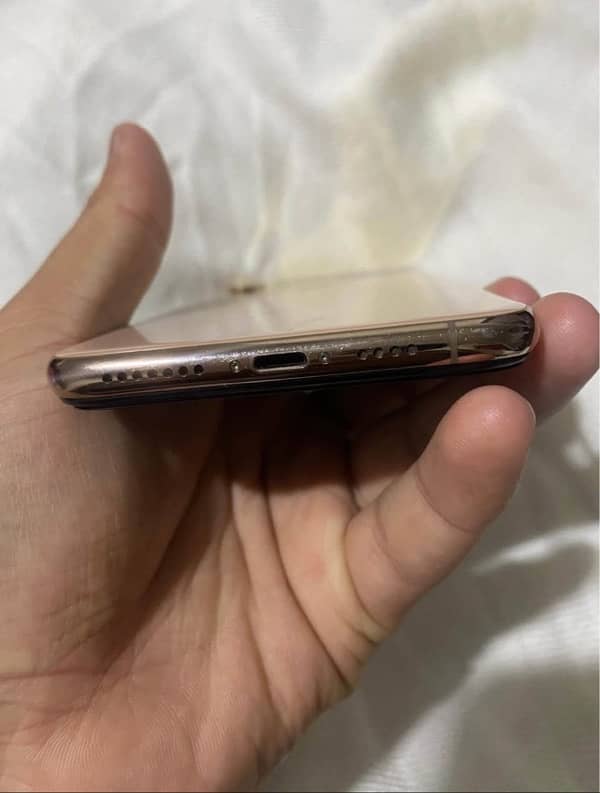 iPhone XS Max 256gb factory unlock 4