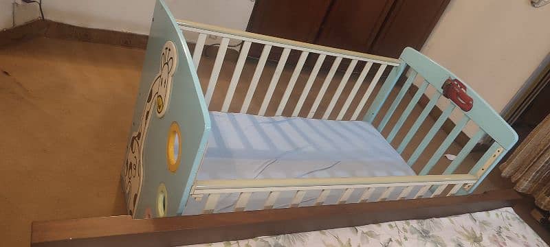 Wooden cot/baby cot/furniture/baby bed 3