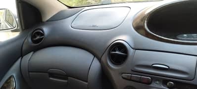 Toyota Vitz 1999