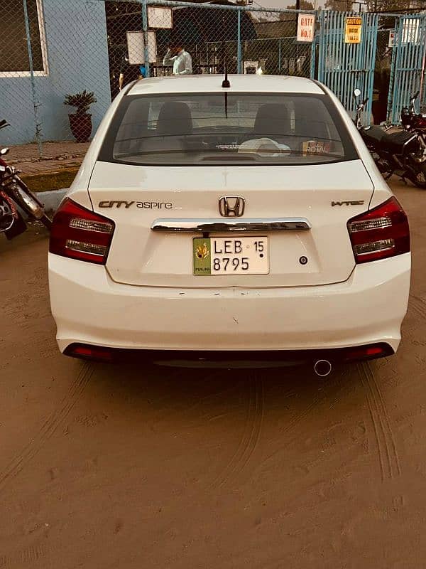 Honda City Aspire 2015 0