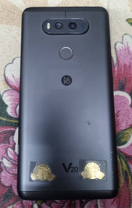 LG V20 2