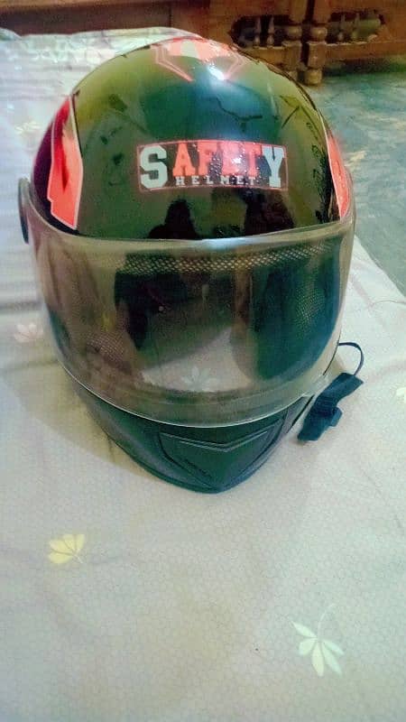 Safety Helmet good condition 2