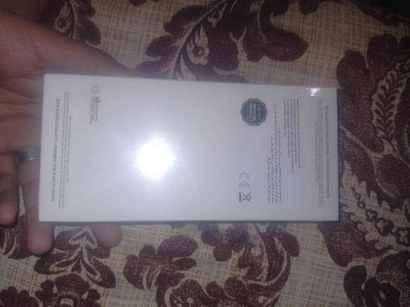 Samsung A06 box pack 2