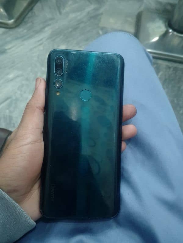 Huawei y9 prime 4 128 All OK Koi Masla Nai h 1