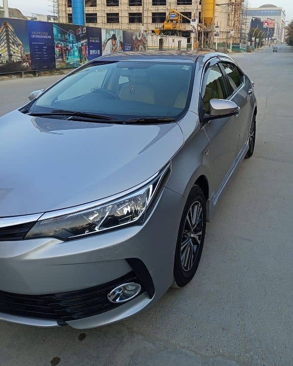 Toyota Corolla Altis 2019    (03301522354) 2