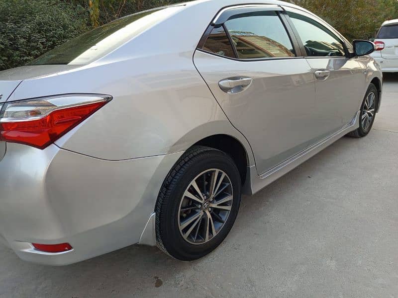 Toyota Corolla Altis 2019    (03301522354) 3