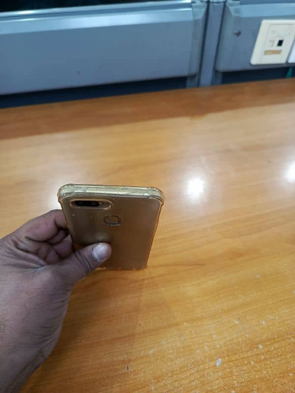 15000   oppo A7 mobile name lush condition no issues 2