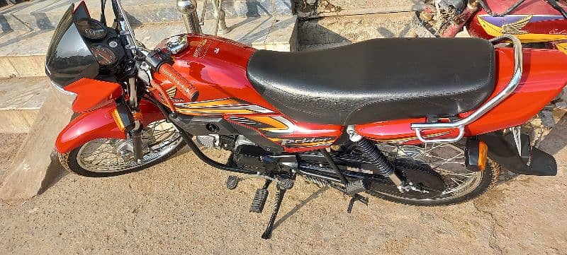 Honda pridor 100cc red colour registration all Punjab 2