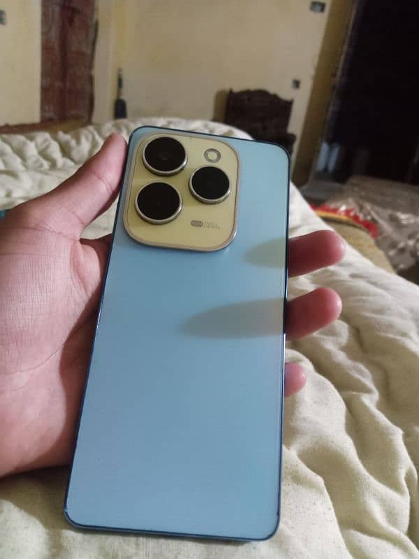 infinix hot 40pro 4