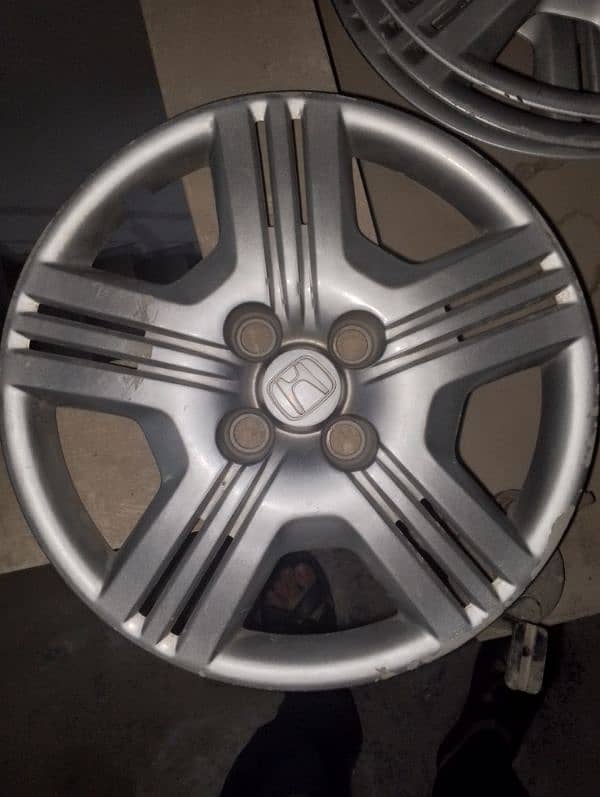 Honda city original wheel cup condition 10by10 size 15" 2