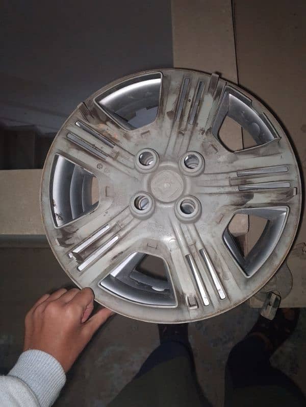 Honda city original wheel cup condition 10by10 size 15" 8