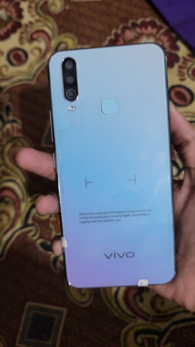 Vivo Y12 1