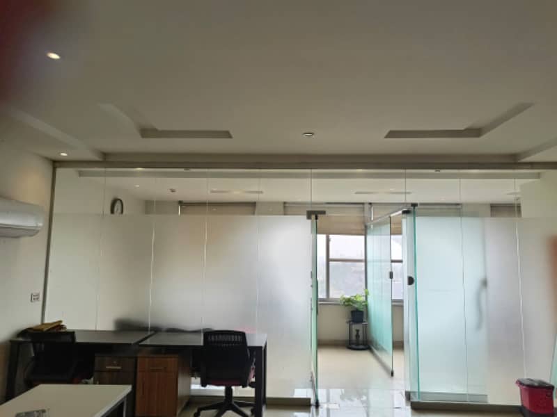 4 Marla 4th Floor Office With Elevator For Rent In DHA Phase 6 Main Boulevard, Lahore. 7