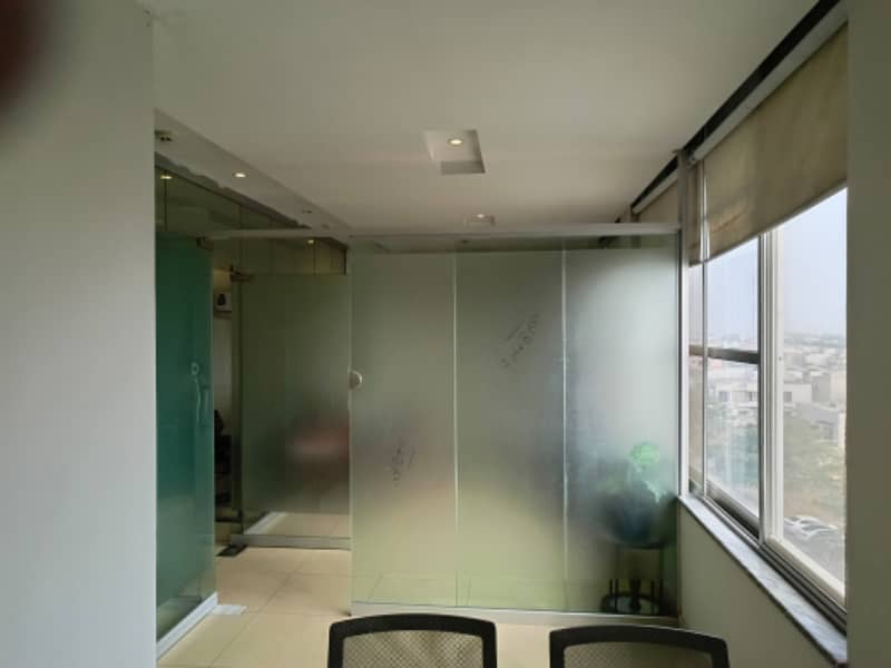 4 Marla 4th Floor Office With Elevator For Rent In DHA Phase 6 Main Boulevard, Lahore. 8