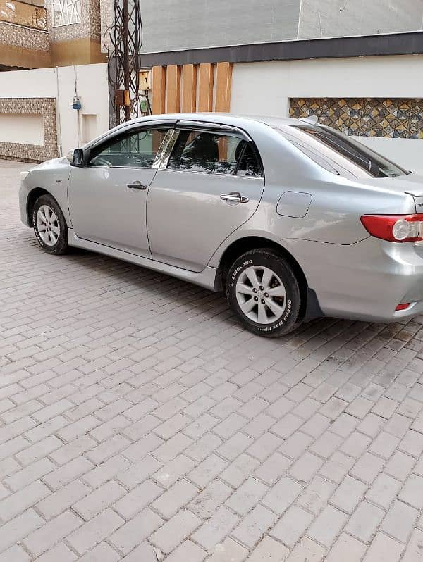 Toyota Corolla GLI 2011/2012 3