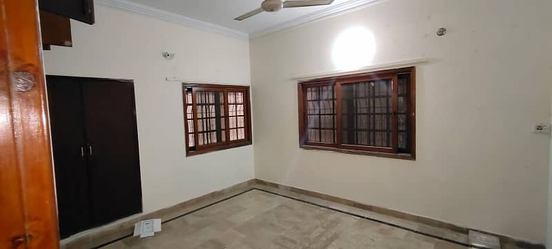 200 Yards Portion For Rent In Central Government Society Gulistan-e-Jauhar Block-19 0