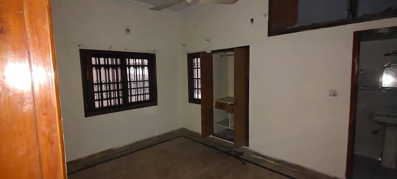 200 Yards Portion For Rent In Central Government Society Gulistan-e-Jauhar Block-19 1