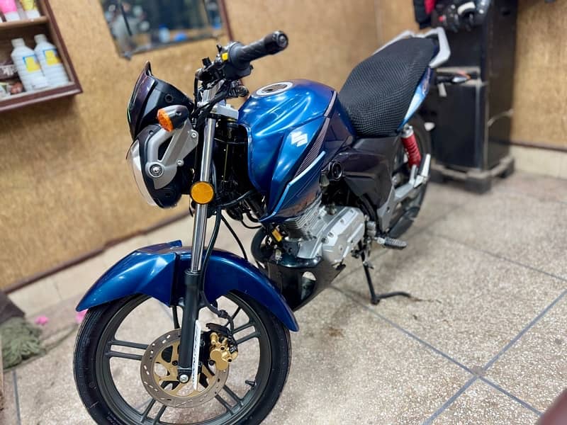 Suzuki GSX 125 4