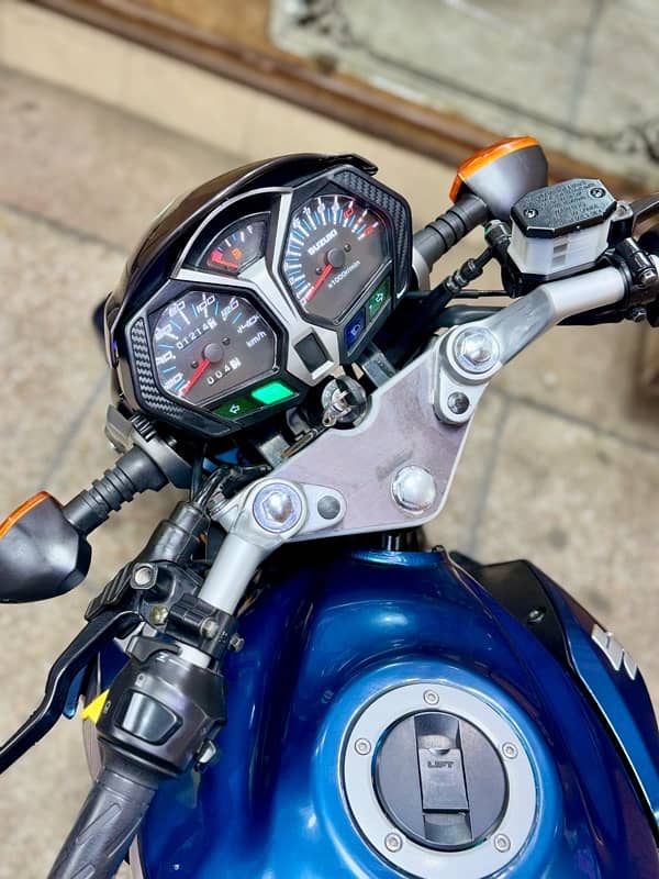 Suzuki GSX 125 5