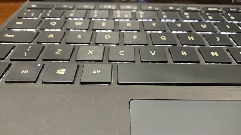 Surface Pro 4 i5 6gen 8