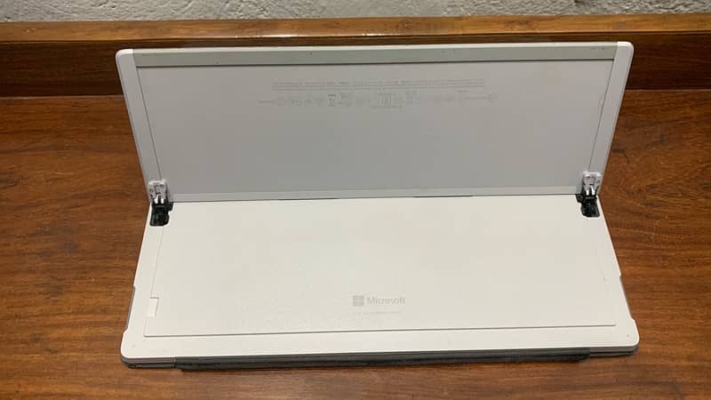 Surface Pro 4 i5 6gen 10