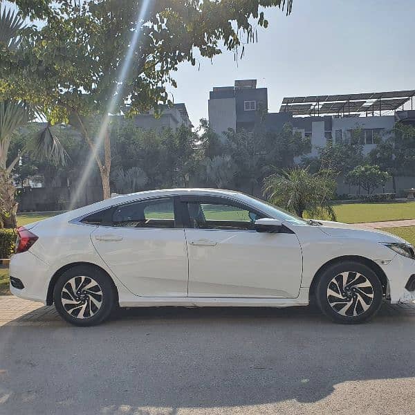 Honda Civic Standard 2018 9