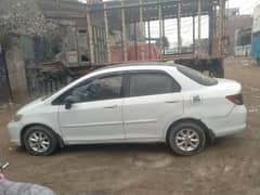 Honda city white color 1300 engine