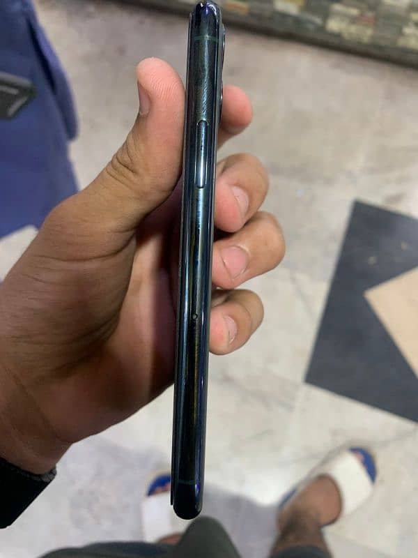 Iphone 11 Pro PTA Approved 2