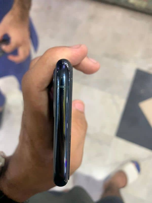 Iphone 11 Pro PTA Approved 5