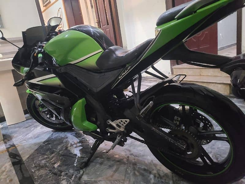 250CC Yamaha R6 Imported Ptedetor Model 4