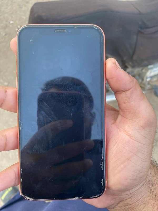 iPhone xr 64gb factory unlocked 3