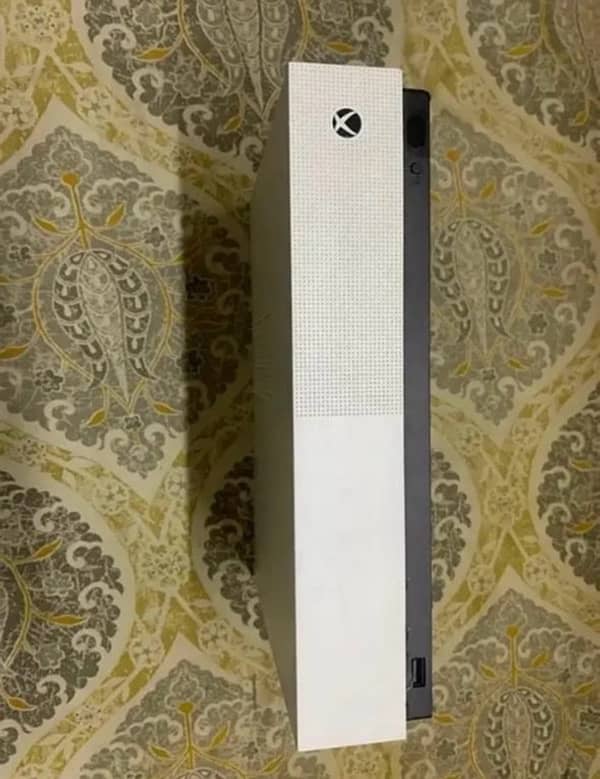 xbox one s1tb 1