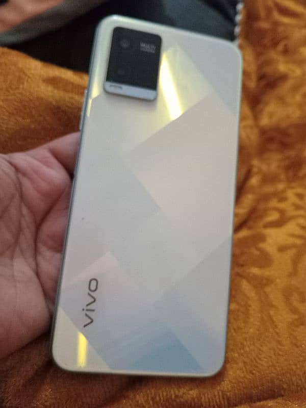 vivo y21. . 2