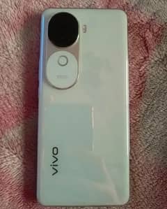 vivo v 40e just 10 days use 10/10 condition