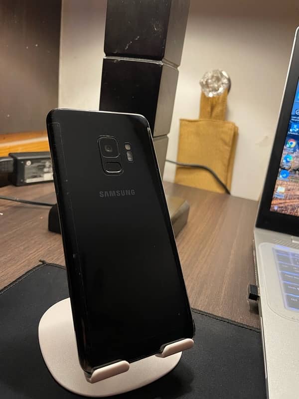 Samsung Galaxy S9 0