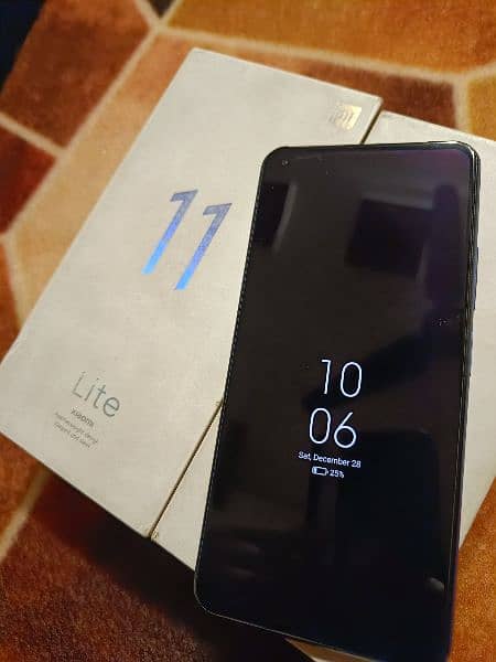 Xiaomi 11 lite 6/128 Official Pta With Box 2