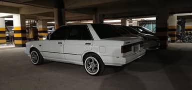 Nissan Sunny 1987