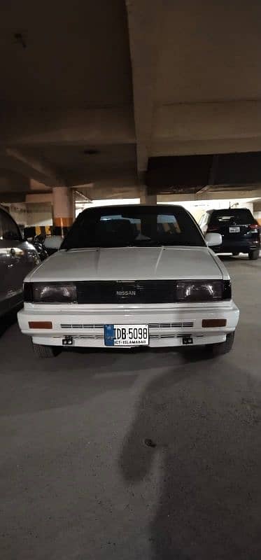 Nissan Sunny 1987 3